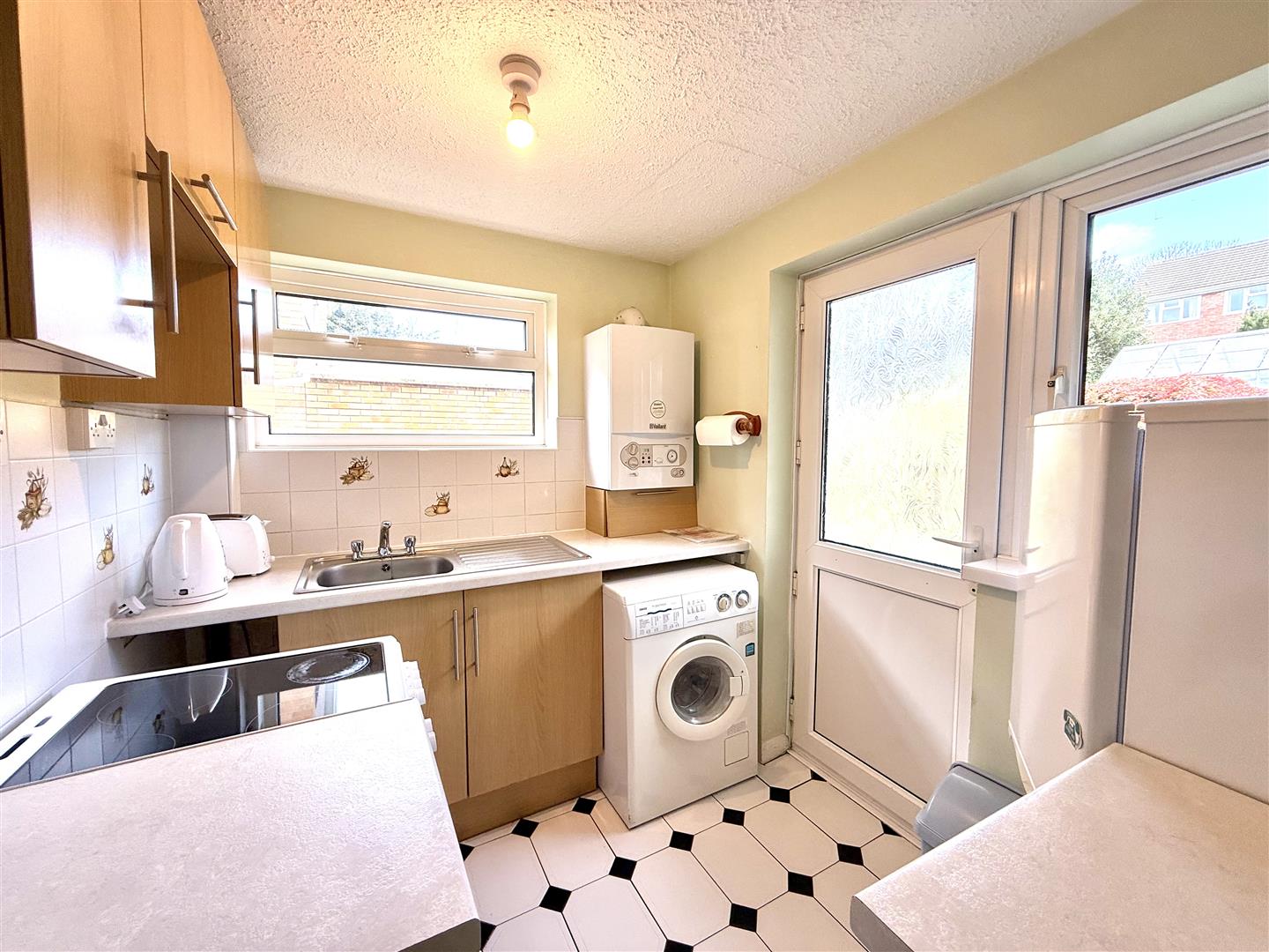 Ash Grove, Killay, Swansea, SA2 7RA